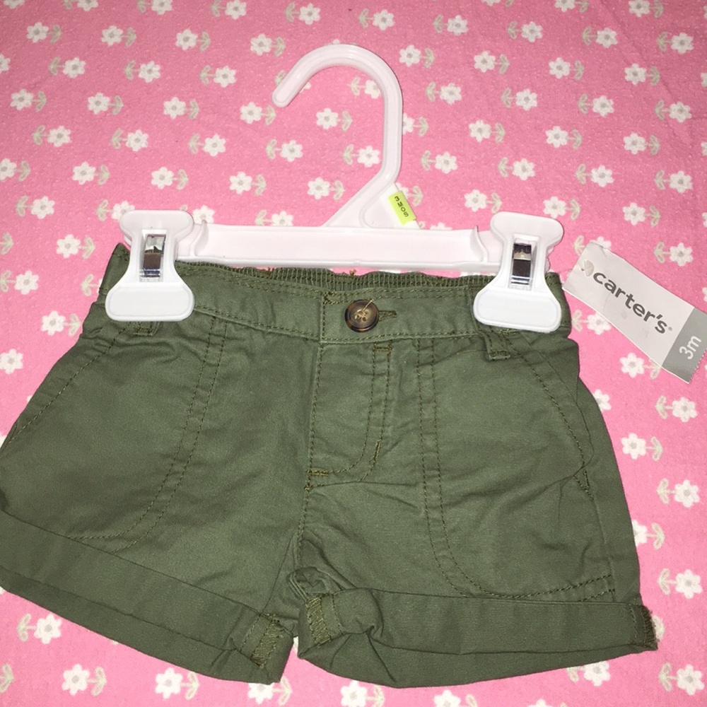👶🏽 5/$25 Carters baby girl shorts 👶🏽